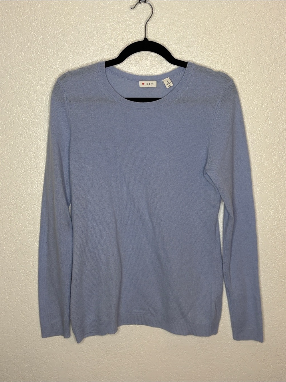 Macy’s Periwinkle Cashmere Crew Neck Sweater Size Medium Classic Timeless